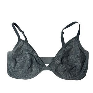 Victoria Secret Body By Victoria Underwire Unlined Plunge Grey Bra. Size 38DDD.
